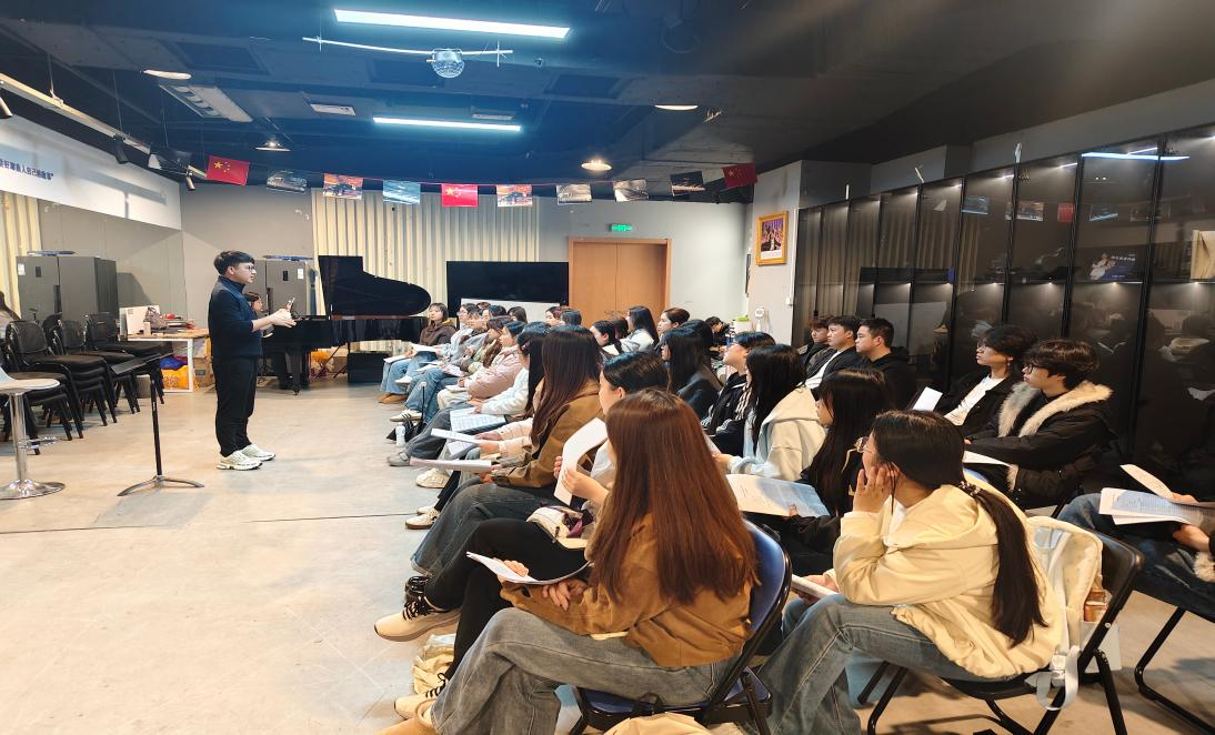 127816